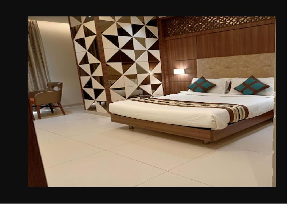Hotel Mathoshree Thane Buitenkant foto